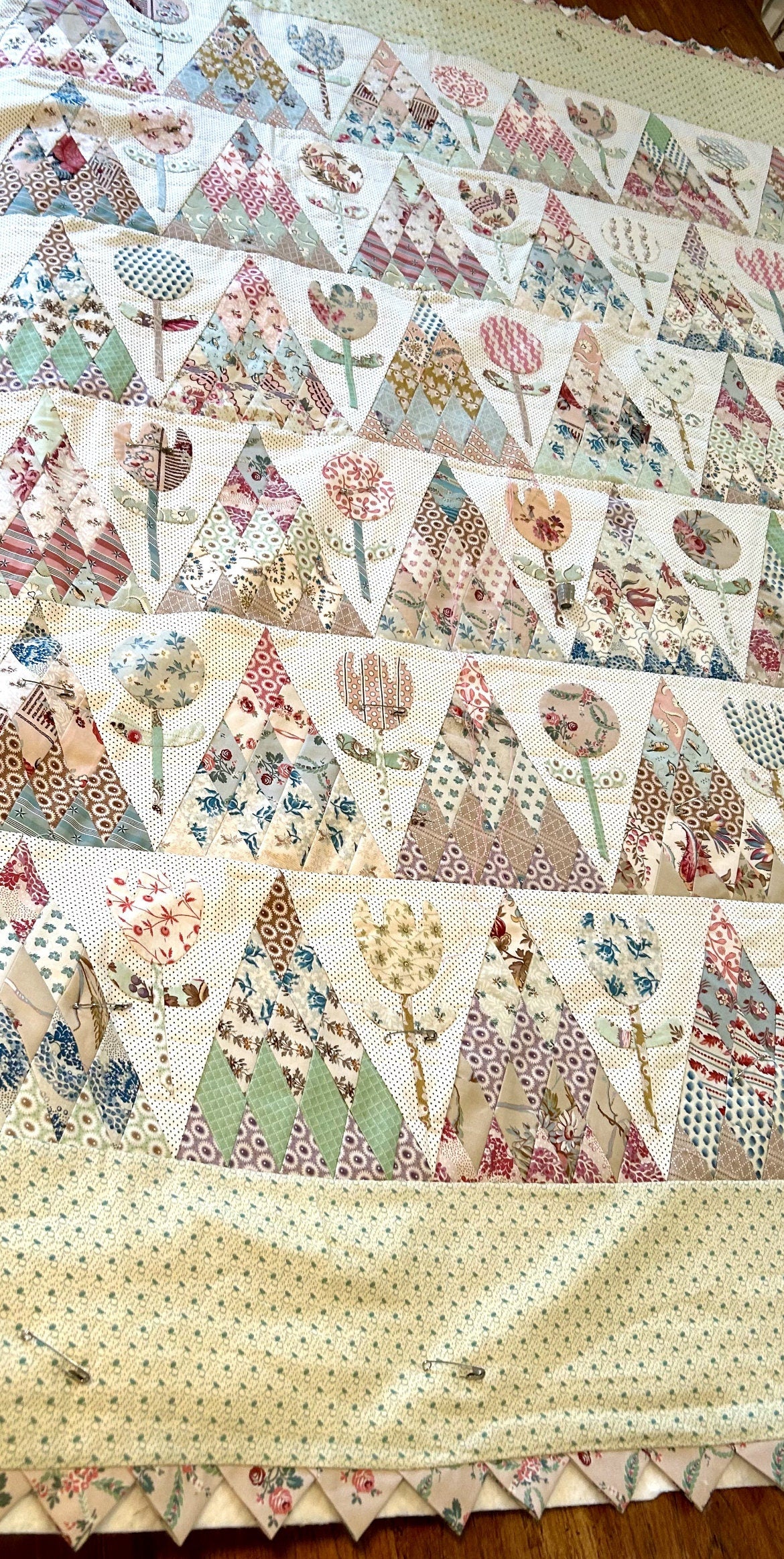 Tulip Mountain Quilt Pattern *DIGITAL VERSION*