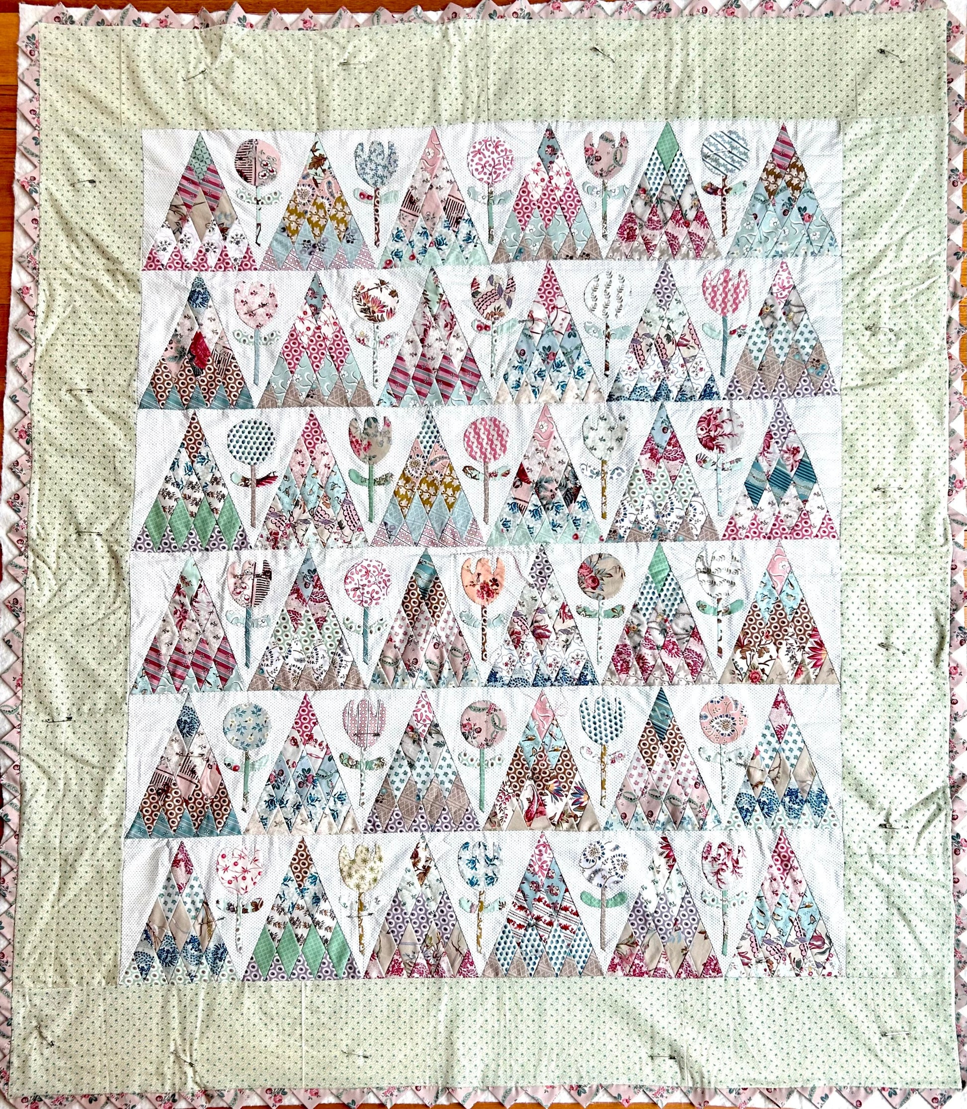 Tulip Mountain Quilt Pattern *DIGITAL VERSION*